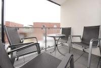 Apartamento de 2 dormitorios con balcón