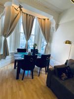 Ann Apartments opposite the Pier with sea view - B&B Portsmouth