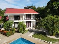 2-BD Unit with Pool 2 Blocks from Beach - Chambres d’hôtes Coco, Sardinal