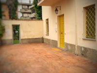 Nuovissimo a 300 mt dalle Mura con posto auto - B&B