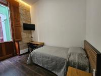 Single Room with Shared Bathroom