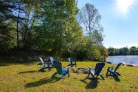 Waterfront, Deck Lake Anna Sandbar Escape! - B&B
