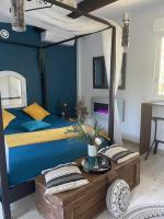 Doppelzimmer mit Whirlpool-Badewanne