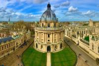 Manor House, Modern 2-Bedroom Apartment, Parking, WiFi, Central Location - B&B Oxford