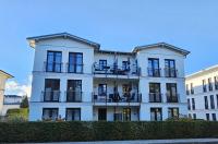 Strandhaus Ahlbeck (100 m vom Strand) - Chambres d’hôtes Ahlbeck