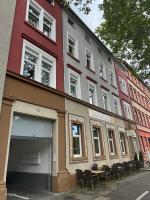 Zentrale 3 Zimmerwohnung mit kostenlosem Stellplatz - Chambres d’hôtes