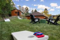 JoLee Pines, Close to Attractions, Great View - B&B Lead