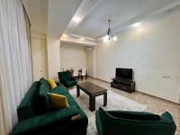Top Location City Center, Modern Large Apartment with Separate Spacious Living room and Kitchen, Balcony and 2 Bedrooms - B&B Jerevan