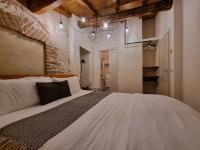 Suite with City View