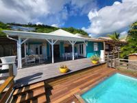 VILLA BWA SASHA Calme Vue Mer et Plage à 2 min - Bed and Breakfast Le Diamant