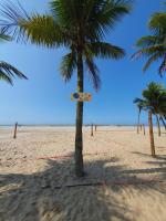 Apê com Churrasqueira na varanda a 400m da praia da Aviação - B&B Praia Grande
