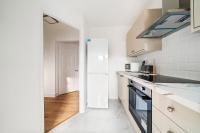 2 Bed Luxury Parking and Garden - Close to Heathrow - B&B London
