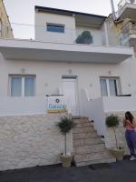 Galazio Seaside Luxury Rooms & Coffee Shop - B&B