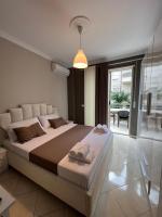 Lake View Apartment Tirana parking free - B&B