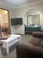 One-Bedroom Apartment with Spa Bath