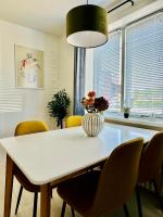 300 meter walk to LEGO house - 50m2 COZY apartment - unit D - Ferienwohnung