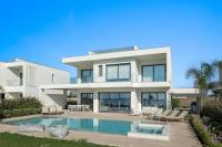 Villa - Beach Front
