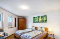 Superior One-Bedroom Apartment