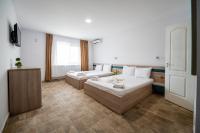 Quadruple Room with Private Bathroom