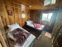Himalayan hill view - B&B