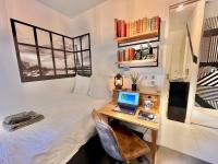 Chambre avec terrasse chez l'habitant dans appartement moderne - B&B Neuilly-sur-Seine