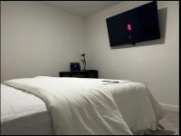 Banty Villa - Guest Room A - B&B Austin