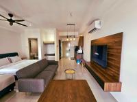 Deluxe Family Studio (Near Pool and Near Lift)