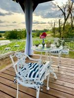 King Room with Spa Bath