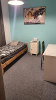Kleine Tweepersoonskamer met 2 Aparte Bedden