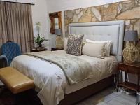 Basic Kamer met Kingsize Bed