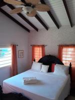 The Gazebo House - Ferienwohnung Cauls Bottom