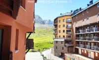Studio mit Bergblick