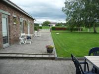 Au Rond Chene - Bed and Breakfast Biron