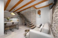 Exquisites Apartment im Herzen von Porec mit Meerblick, nur 150 Meter zum Strand - B&B Parenzo