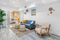 Ocean Views! Steps from Dining, Shopping, Las Olas - B&B
