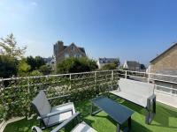 Joli appartement avec balcon au pieds des commences et des plages - B&B Carantec