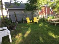 Charming Farmhouse in the City, Near Wine Country - Chambres d'hôtes Belleville