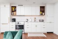 Back-Bay 2BR Condo w Roof top Gym Parking - Ferienwohnung Boston
