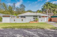 Guesthouse in W Gosford Centre - B&B