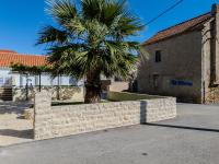 Holiday home "Heritage Stone House" - by TA Leut Agency - B&B Privlaka