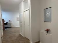 T&K Apartments- 2 Room Apartment - Heart of Solingen - Private parking - Chambres d'hôtes Solingen