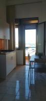 Appartamento con 2 Camere da Letto e Vista Mare