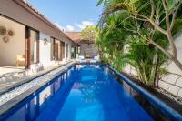 Free pick-up Balinese style tropical private pool villa with 2 bedrooms - Bed and Breakfast Seminyak
