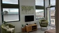 Swansea Bay, Marina, Swansea Arena, Beach & City - B&B Swansea