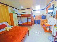 Virginia Homestay, North Siargao - B&B Burgos