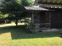 sleepy hut - B&B