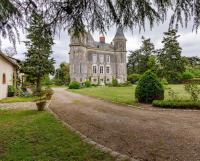 Château Doré les Tours - Appartement Renard - Proche Puy du Fou - Chambres d'hôtes Montfaucon-Montigné