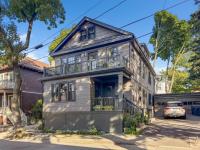 Luxurious Cambridge Room Steps from Harvard U - B&B