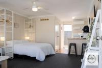 Beachside Retreat - B&B