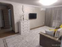 3-х комнатная квартира Аэропорт - B&B Turksib